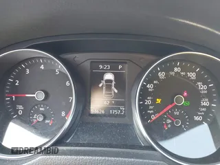 2016 Volkswagen Passat SE z VIN 1VWBS7A39GC048588, wystawiony jako IAAI lot #42024717 z przebiegiem 94 626 mil mil oraz . Historia ofert i sprzedaży dostępna na DreamBid. Obrazek 7.