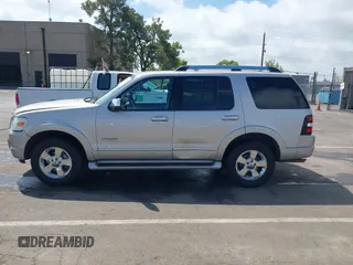 2006 Ford Explorer Limited with VIN 1FMEU758X6UA76064, listed as a IAAI auction lot 42078146 with 152,433 mi miles and . Bid and sale history available at DreamBid. Image 14.