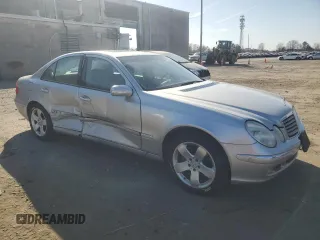 2004 Mercedes-Benz E 320 with VIN WDBUF65J14A440912, listed as a Copart auction lot 48963935 with 182,837 mi miles and Salvage Title. Bid and sale history available at carsss.com. Image 4.