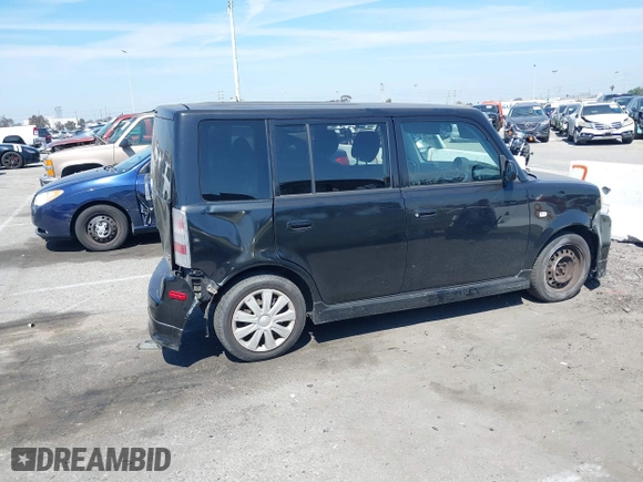 2005 Scion xB with VIN JTLKT324150208014, listed as a IAAI auction lot 41884671 with 201,527 mi miles. Bid and sale history available at carsss.com. Image 13.