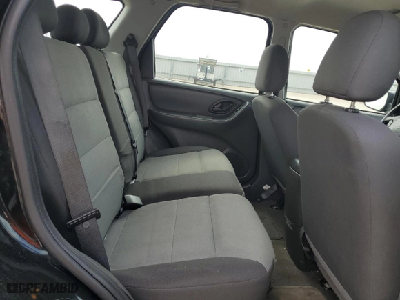 2007 Ford Escape XLS with VIN 1FMYU02Z97KB08307, listed as a Copart auction lot 87320234 with 121,746 mi miles and Salvage Title. Bid and sale history available at carsss.com. Image 11.