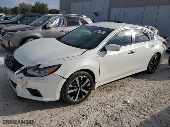 2018 Nissan Altima 2.5 SL with VIN 1N4AL3AP1JC138371, listed as a Copart auction lot 88849415 with 45,758 mi miles and Salvage Title. Bid and sale history available at carsss.com. Image 1.