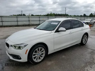 2018 BMW 3 Series 320i with VIN WBA8A9C50JAH12208, listed as a Copart auction lot 56521125 with 65,352 mi miles and Salvage title. Bid and sale history available at DreamBid. Image 1.