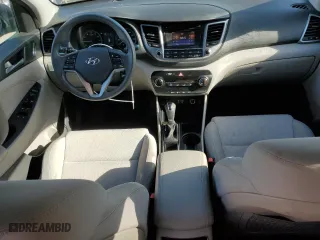 2017 Hyundai Tucson Value with VIN KM8J33A25HU401072, listed as a Copart auction lot 53973115 with 138,204 mi miles and Salvage Title. Bid and sale history available at carsss.com. Image 8.