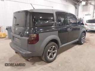 2005 Honda Element LX z VIN 5J6YH18345L014905, wystawiony jako IAAI lot #41996637 z przebiegiem 197 851 mil mil oraz . Historia ofert i sprzedaży dostępna na DreamBid. Obrazek 4.