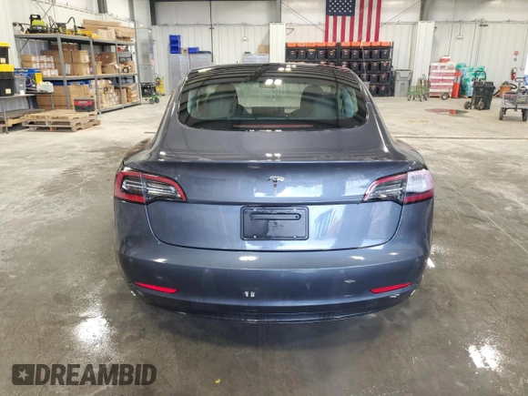 2022 Tesla Model 3 with VIN 5YJ3E1EA3NF370695, listed as a Copart auction lot 53493565 with 80,611 mi miles and Clean Title. Bid and sale history available at carsss.com. Image 6.