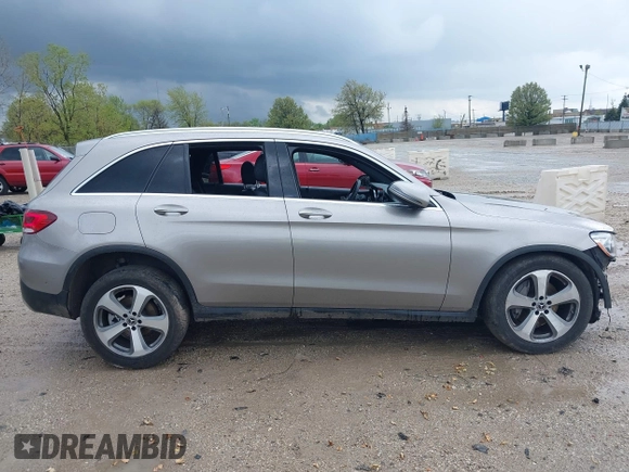 2020 Mercedes-Benz GLC 300 z VIN WDC0G8EB0LF687206, wystawiony jako IAAI lot #42155839 z przebiegiem 79 503 mil mil oraz . Historia ofert i sprzedaży dostępna na DreamBid. Obrazek 13.