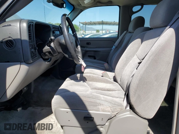 2005 Chevrolet Tahoe Z71 z VIN 1GNEC13T65R104656, wystawiony jako Copart lot #57705205 z przebiegiem 197 363 mil mil oraz Czysty tytuł • Clean title. Historia ofert i sprzedaży dostępna na DreamBid. Obrazek 7.
