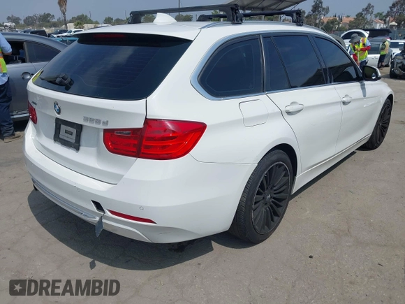 2014 BMW 3 Series 328d xDrive с VIN WBA3K5C50EKT33206, выставлен на аукционе IAAI как лот 42304444 с пробегом 142 918 миль миль и . История ставок и продаж доступна на DreamBid. Изображение 4.