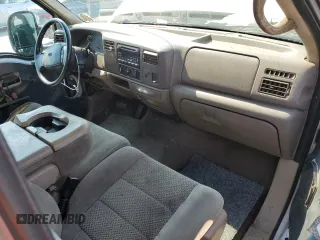 2001 Ford Super Duty F-250 XL with VIN 1FTNX20L01EC17379, listed as a Copart auction lot 74730024 with 309,556 mi miles and Salvage Title. Bid and sale history available at carsss.com. Image 8.
