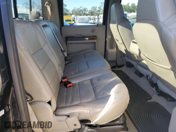 2008 Ford F-350 with VIN 1FTWW32R68EC51867, listed as a Copart auction lot 81536364 with 172,302 mi miles and Salvage title. Bid and sale history available at DreamBid. Image 11.