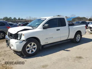 2014 Nissan Titan SV with VIN 1N6BA0CAXEN502726, listed as a Copart auction lot 45359455 with 266,845 mi miles and Salvage title. Bid and sale history available at DreamBid. Image 1.