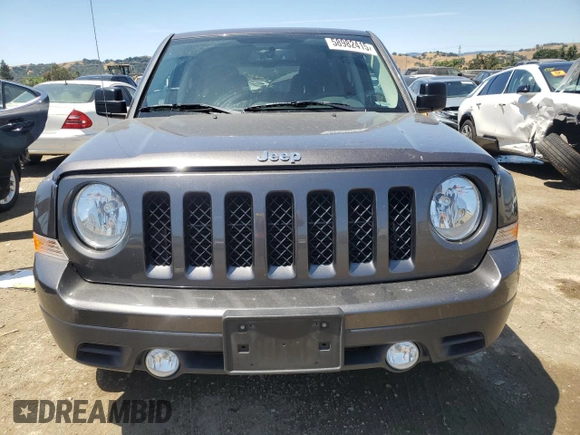 2014 Jeep Patriot Sport z VIN 1C4NJPBB7ED813331, wystawiony jako Copart lot #58982415 z przebiegiem 76 446 mil mil oraz Szkoda całkowita • Salvage title. Historia ofert i sprzedaży dostępna na DreamBid. Obrazek 5.