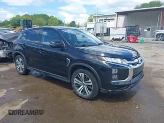 2024 Mitsubishi Outlander S z VIN JA4ARUAUXRU001692, wystawiony jako IAAI lot #42191434 z przebiegiem 81 082 mil mil oraz . Historia ofert i sprzedaży dostępna na DreamBid. Obrazek 1.