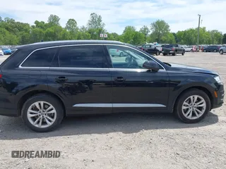 2018 Audi Q7 Premium Plus z VIN WA1LAAF74JD034810, wystawiony jako IAAI lot #42307500 z przebiegiem 102 538 mil mil oraz . Historia ofert i sprzedaży dostępna na DreamBid. Obrazek 14.