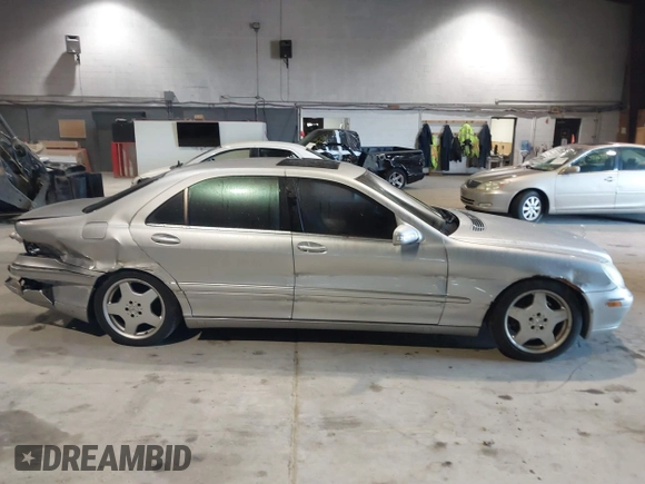 2003 Mercedes-Benz S 500 with VIN WDBNG84J93A360917, listed as a IAAI auction lot 39171730 with 134,495 mi miles and . Bid and sale history available at DreamBid. Image 13.