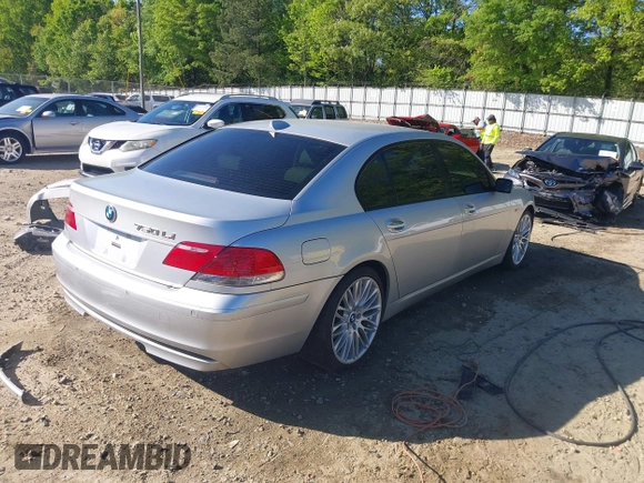 2008 BMW 7 Series 750Li with VIN WBAHN83528DT79949, listed as a IAAI auction lot 42016474 with 252,573 mi miles and . Bid and sale history available at carsss.com. Image 4.