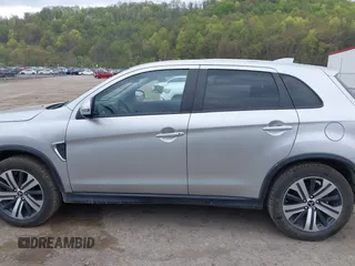2021 Mitsubishi Outlander ES z VIN JA4ARUAU1MU031303, wystawiony jako IAAI lot #42099300 z przebiegiem 43 391 mil mil oraz . Historia ofert i sprzedaży dostępna na DreamBid. Obrazek 14.