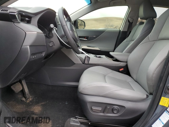 2022 Toyota Venza LE with VIN JTEAAAAH7NJ117468, listed as a Copart auction lot 42487664 with 10,954 mi miles. Bid and sale history available at carsss.com. Image 7.