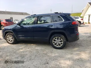 2016 Jeep Cherokee Latitude with VIN 1C4PJMCB9GW112576, listed as a Copart auction lot 58652755 with 121,088 mi miles and Salvage title. Bid and sale history available at DreamBid. Image 2.