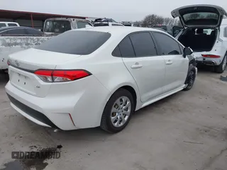 2020 Toyota Corolla LE with VIN JTDEPRAE7LJ073655, listed as a IAAI auction lot 41517910 with 83,251 mi miles. Bid and sale history available at carsss.com. Image 4.