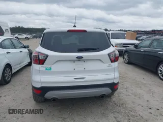 2017 Ford Escape SE with VIN 1FMCU0GD2HUB03804, listed as a IAAI auction lot 41842496 with 197,373 mi miles. Bid and sale history available at carsss.com. Image 15.