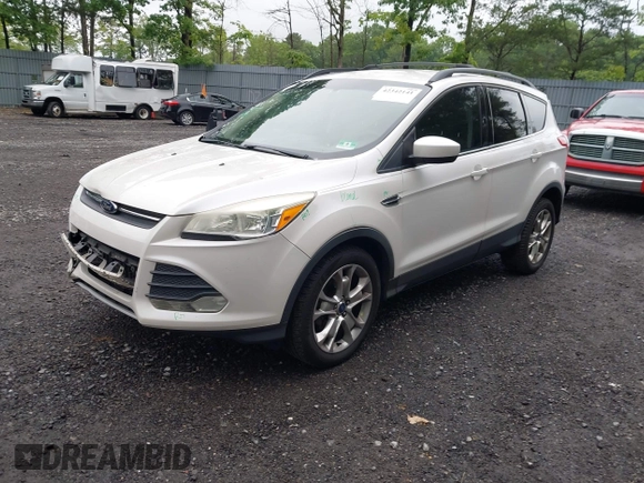 2013 Ford Escape SE с VIN 1FMCU0GX9DUD31996, выставлен на аукционе IAAI как лот 42342141 с пробегом 160 642 миль миль и . История ставок и продаж доступна на DreamBid. Изображение 2.