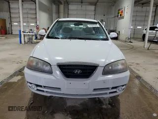 2005 Hyundai Elantra GLS z VIN KMHDN46D85U088330, wystawiony jako Copart lot #57643545 z przebiegiem 146 292 mil mil oraz Szkody całkowita. Historia ofert i sprzedaży dostępna na DreamBid. Obrazek 5.