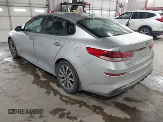 2019 Kia Optima LX with VIN 5XXGT4L39KG354118, listed as a IAAI auction lot 41621171 with 96,441 mi miles. Bid and sale history available at carsss.com. Image 3.