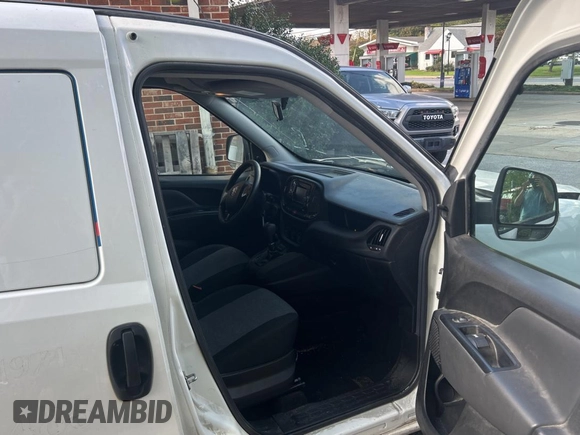 2019 Ram ProMaster City Cargo Tradesman with VIN ZFBHRFAB1K6N53481, listed as a Copart auction lot 75307494 with 120,874 mi miles and Clean Title. Bid and sale history available at DreamBid. Image 5.