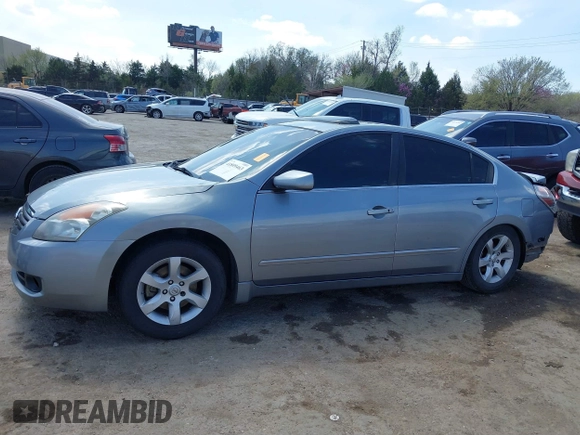 2008 Nissan Altima SL with VIN 1N4AL21E48N403243, listed as a IAAI auction lot 41899463 with 21,656 mi miles and . Bid and sale history available at carsss.com. Image 14.