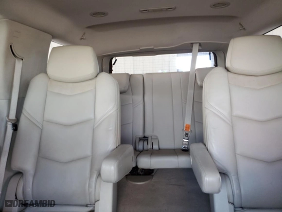 2015 Cadillac Escalade Premium with VIN 1GYS3NKJ8FR732216, listed as a Copart auction lot 43358155 with 138,029 mi miles and Clean Title. Bid and sale history available at carsss.com. Image 10.