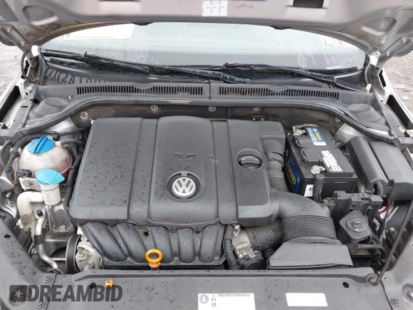 2013 Volkswagen Jetta SE with VIN 3VWDP7AJ0DM363220, listed as a IAAI auction lot 42245043 with 165,498 mi miles and . Bid and sale history available at DreamBid. Image 10.