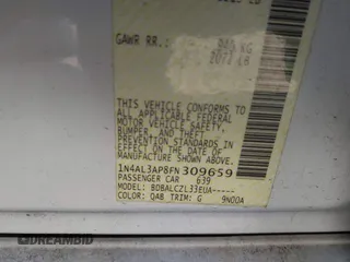 2015 Nissan Altima S with VIN 1N4AL3AP8FN309659, listed as a IAAI auction lot 41704516 with 172,330 mi miles and . Bid and sale history available at carsss.com. Image 9.