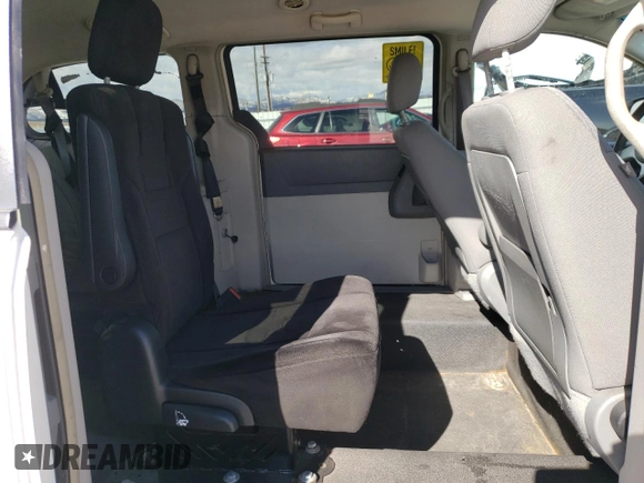 2008 Chrysler Town & Country LX with VIN 2A8HR44H78R708501, listed as a Copart auction lot 47784485 with 215,454 mi miles and Clean Title. Bid and sale history available at carsss.com. Image 11.