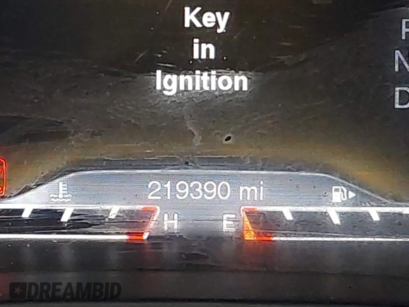 2015 Jeep Cherokee Trailhawk with VIN 1C4PJMBB1FW630519, listed as a IAAI auction lot 41605466 with 219,390 mi miles and . Bid and sale history available at carsss.com. Image 16.