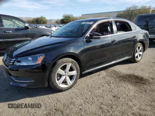 2014 Volkswagen Passat SE with VIN 1VWBT7A32EC073942, listed as a Copart auction lot 38987864 with 128,036 mi miles and Salvage title. Bid and sale history available at DreamBid. Image 1.