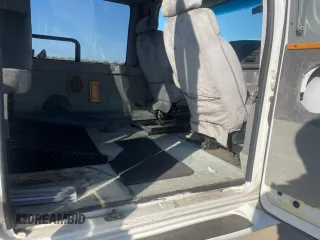 2003 Ford Econoline Cargo Recreational with VIN 1FDPE24L13HA37723, listed as a Copart auction lot 42862925 with 170,979 mi miles and Clean Title. Bid and sale history available at DreamBid. Image 6.