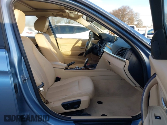 2013 BMW 3 Series 320i with VIN WBA3B1C56DK128089, listed as a IAAI auction lot 41332091 with 101,155 mi miles. Bid and sale history available at carsss.com. Image 4.