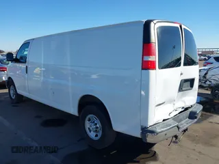 2017 Chevrolet Express Cargo Van with VIN 1GCWGBFF1H1102247, listed as a IAAI auction lot 40660637 with 105,126 mi miles. Bid and sale history available at carsss.com. Image 3.
