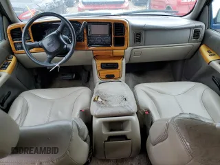 2000 GMC Yukon SLT with VIN 1GKEK13T9YJ205712, listed as a Copart auction lot 79182094 with 193,504 mi miles and Salvage Title. Bid and sale history available at carsss.com. Image 8.