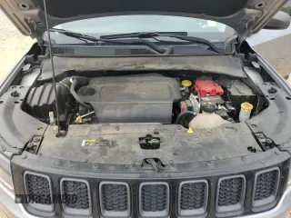 2020 Jeep Compass Trailhawk with VIN 3C4NJDDB6LT195731, listed as a Copart auction lot 50948035 with 80,195 mi miles and Salvage title. Bid and sale history available at DreamBid. Image 13.