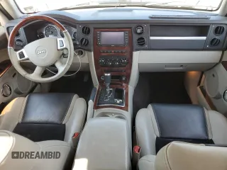 2008 Jeep Commander Overland z VIN 1J8HG68268C235609, wystawiony jako Copart lot #53258215 z przebiegiem 180 959 mil mil oraz Szkoda całkowita • Salvage title. Historia ofert i sprzedaży dostępna na DreamBid. Obrazek 8.