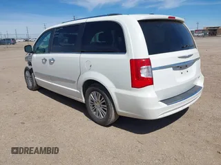 2011 Chrysler Town & Country Limited with VIN 2A4RR6DG2BR611268, listed as a IAAI auction lot 41853613 with 99,859 mi miles. Bid and sale history available at carsss.com. Image 3.