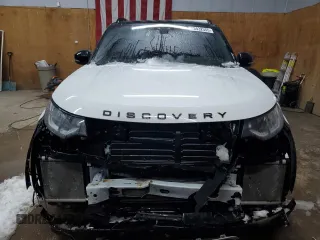 2017 Land Rover Discovery HSE with VIN SALRRBBV2HA026275, listed as a Copart auction lot 43432555 with 54,223 mi miles and Clean Title. Bid and sale history available at DreamBid. Image 5.