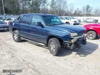 2005 Chevrolet Avalanche LS with VIN 3GNEC12Z25G212827, listed as a IAAI auction lot 41471381 with 314,023 mi miles. Bid and sale history available at carsss.com. Image 1.