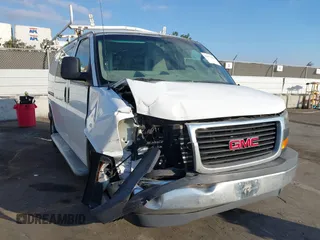 2017 GMC Savana Cargo Van with VIN 1GTW7AFF7H1911097, listed as a IAAI auction lot 41457566 with 192,508 mi miles. Bid and sale history available at carsss.com. Image 6.
