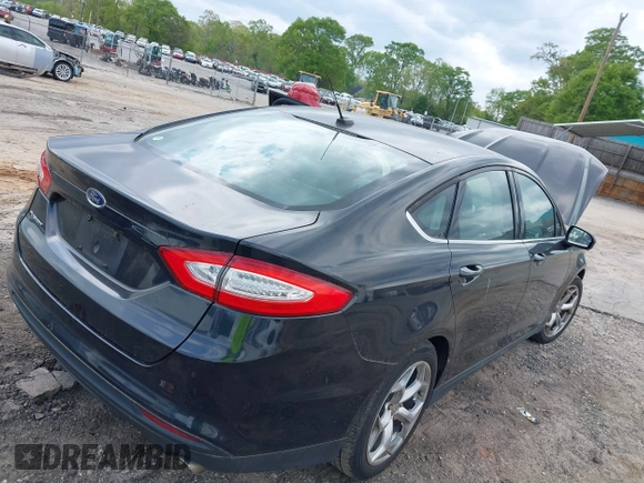2014 Ford Fusion S with VIN 3FA6P0G73ER353967, listed as a IAAI auction lot 42014604 with 132,340 mi miles. Bid and sale history available at carsss.com. Image 4.