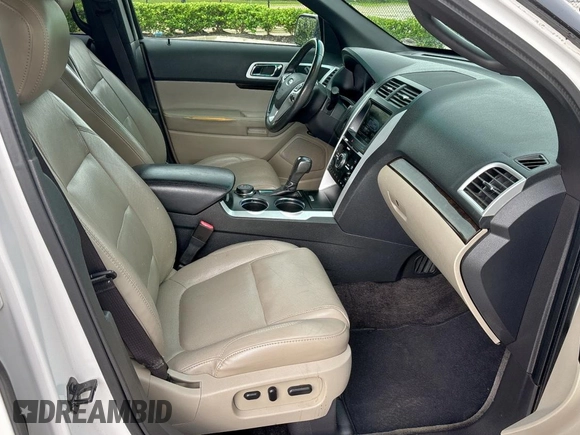 2012 Ford Explorer Limited with VIN 1FMHK8F87CGA91090, listed as a Copart auction lot 64853415 with 220,599 mi miles and Clean title. Bid and sale history available at DreamBid. Image 5.