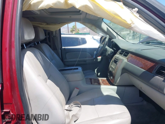 2007 Chevrolet Suburban LT with VIN 3GNFK16347G260507, listed as a IAAI auction lot 42551224 with 208,824 mi miles and . Bid and sale history available at DreamBid. Image 5.